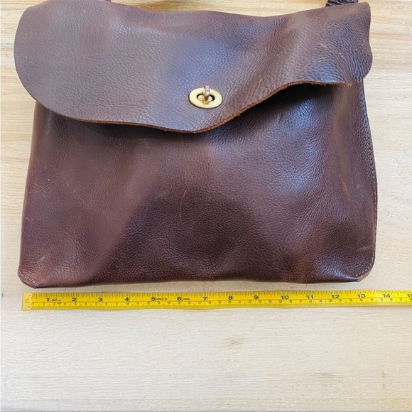 Wolfram Lohr handmade leather crossbody/shoulder bag - Picture 4 of 9